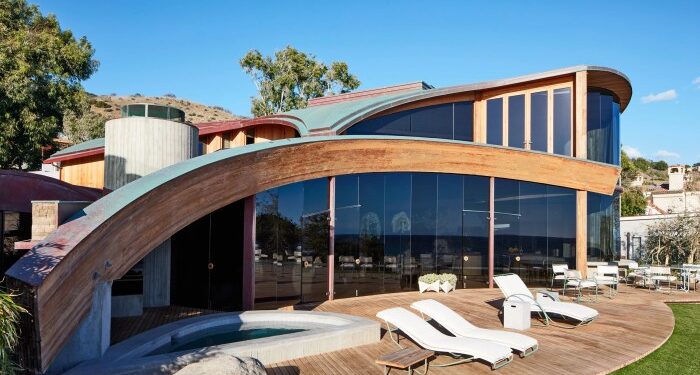 A John Lautner Beach House in Malibu Is Revitalized Photos ...